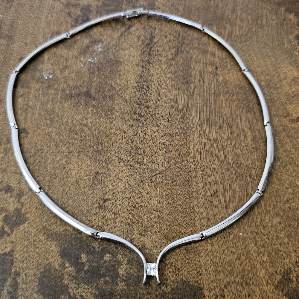 Elegant Silvertone and Crystal Necklace